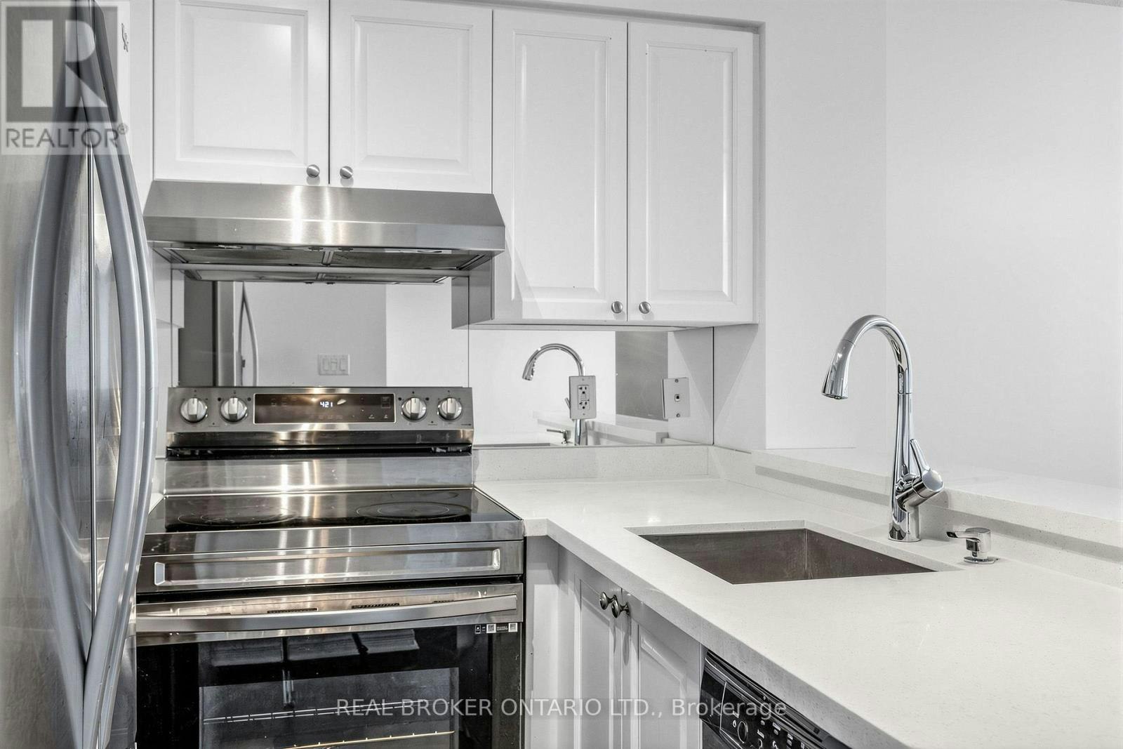 1720-230 King Street E, Toronto, ON, M5A 1K5 - 14