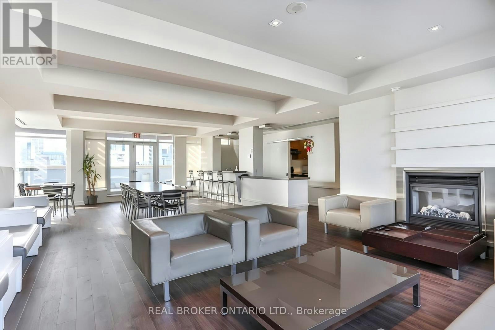 1720-230 King Street E, Toronto, ON, M5A 1K5 - 33