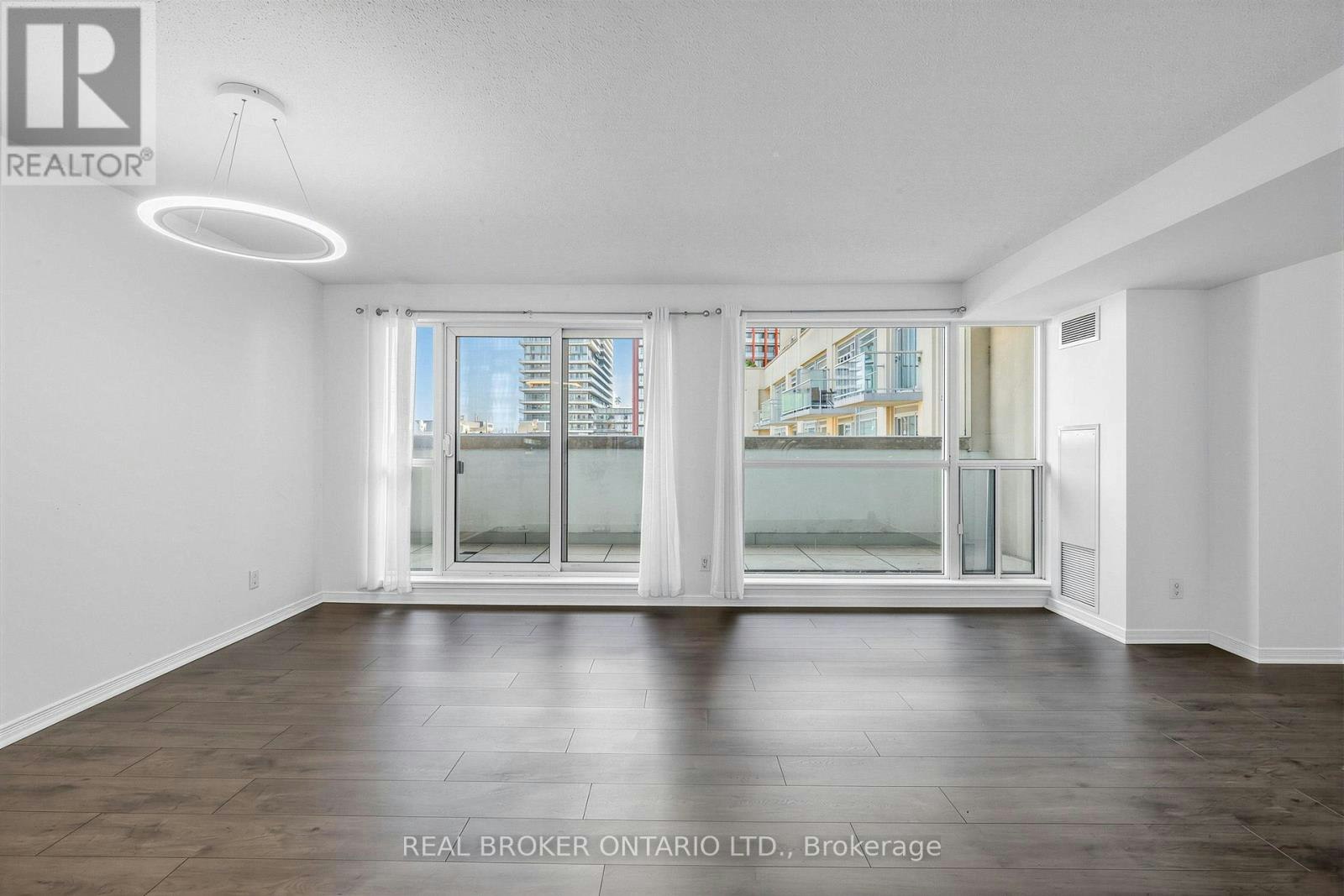 1720-230 King Street E, Toronto, ON, M5A 1K5 - 3