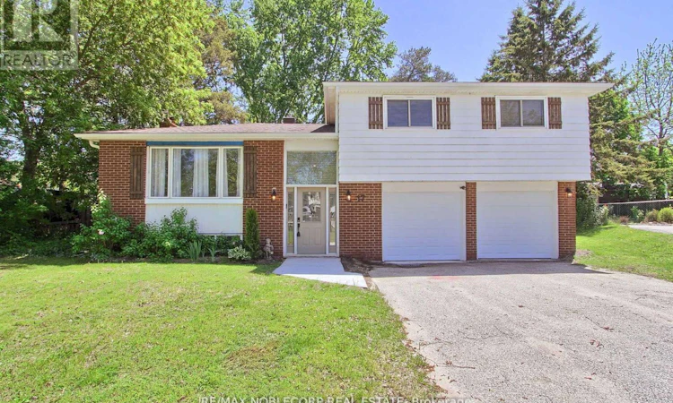 17 Larkdale Crescent