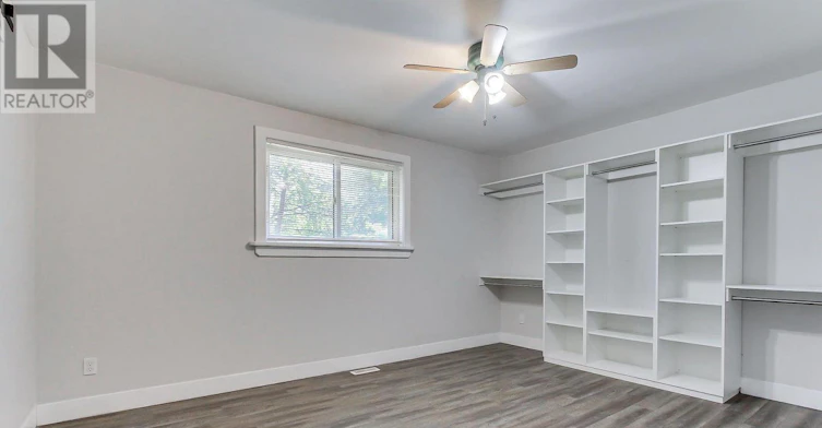 17 Larkdale Crescent, Essa, ON, L0M 1B0 - 23