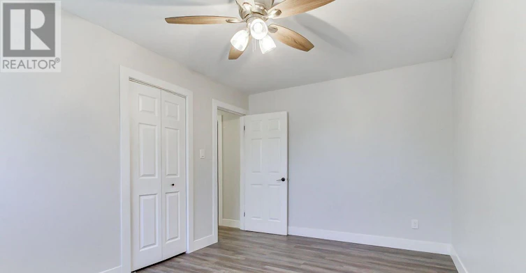 17 Larkdale Crescent, Essa, ON, L0M 1B0 - 27