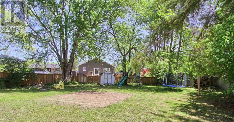 17 Larkdale Crescent, Essa, ON, L0M 1B0 - 39