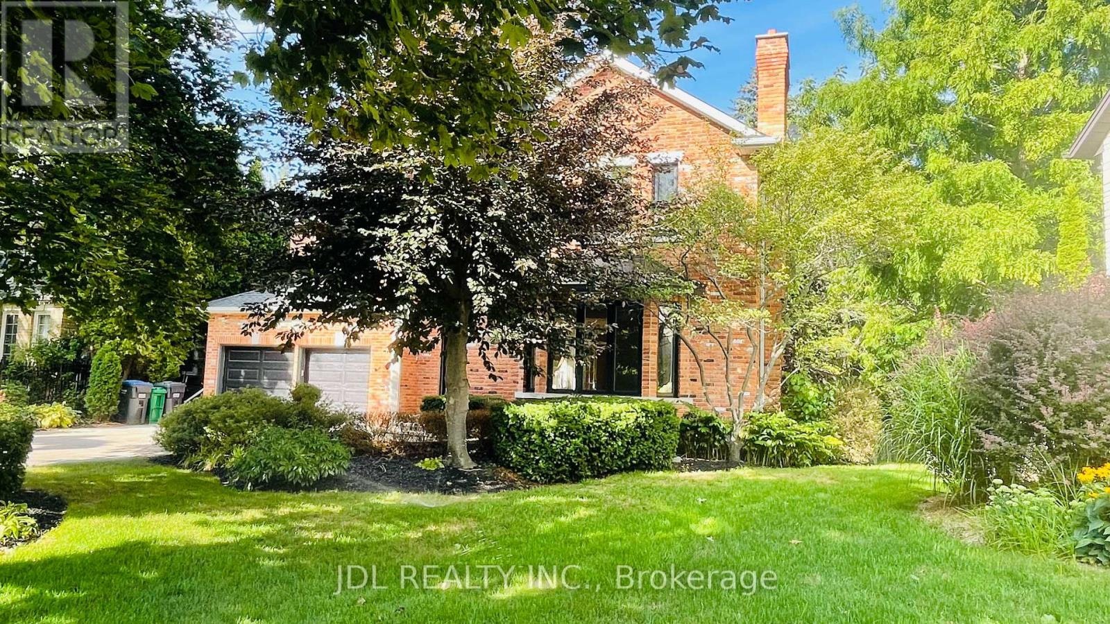 1283 Lindburgh Court, Mississauga, ON, L5H 4J2