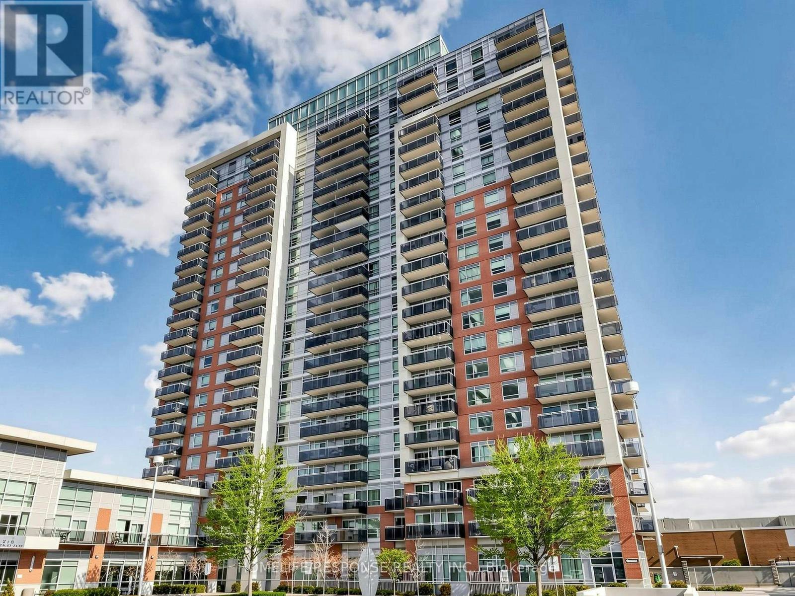 225-215 Queen Street E, Brampton, ON, L6W 0A9