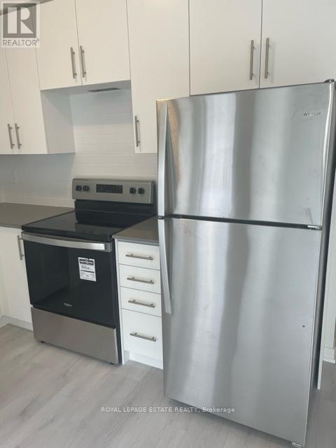 8-3409 Ridgeway Drive, Mississauga, ON, L5L 0B9 - 3