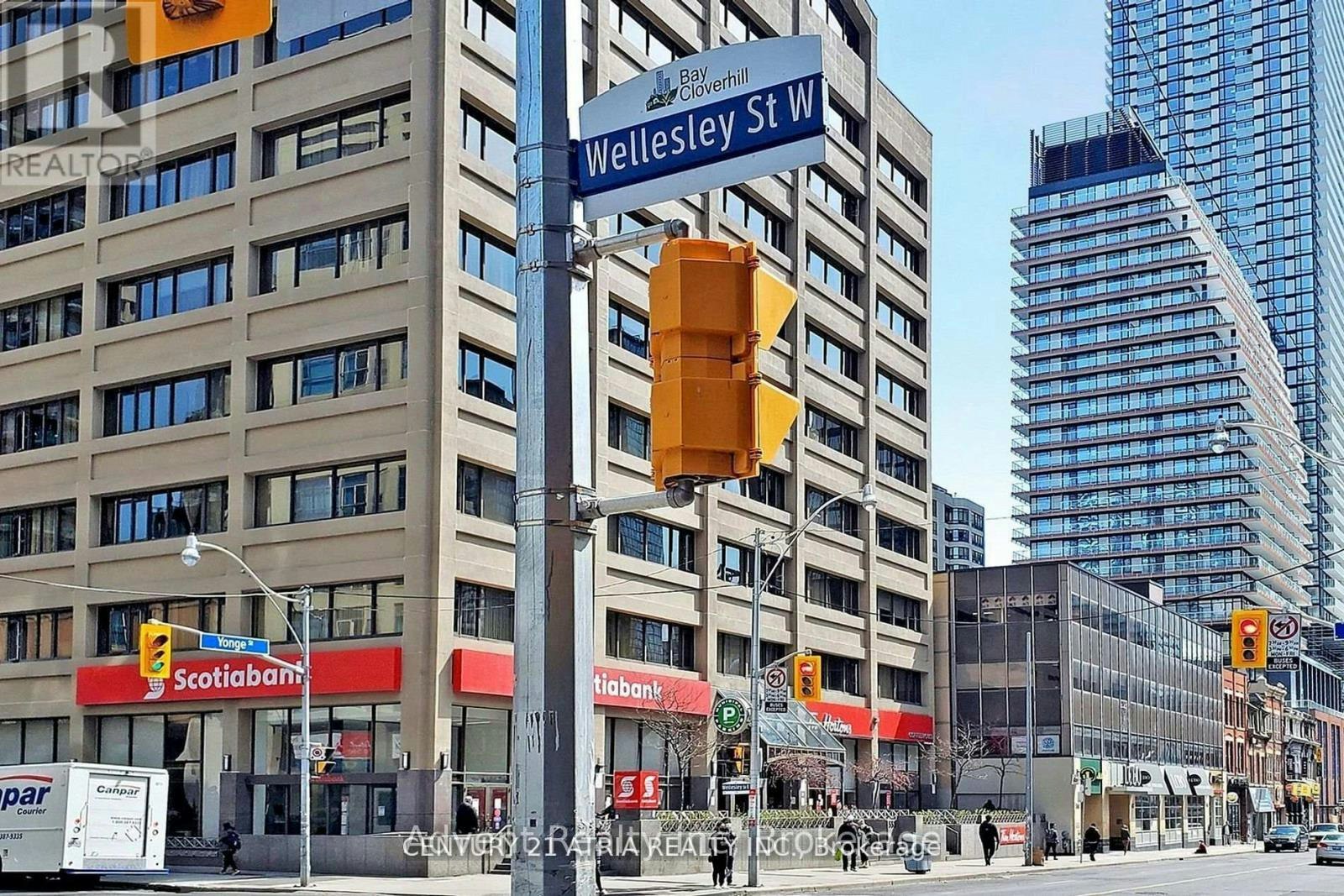 5213-11 Wellesley Street W, Toronto, ON, M4Y 1E8 - 27