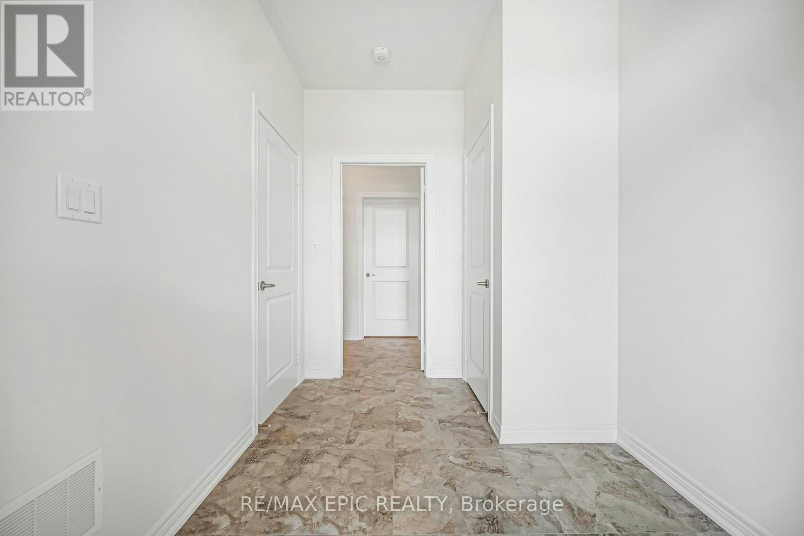 179 Vine Cliff Boulevard, Markham, ON, L6C 1A8 - 5