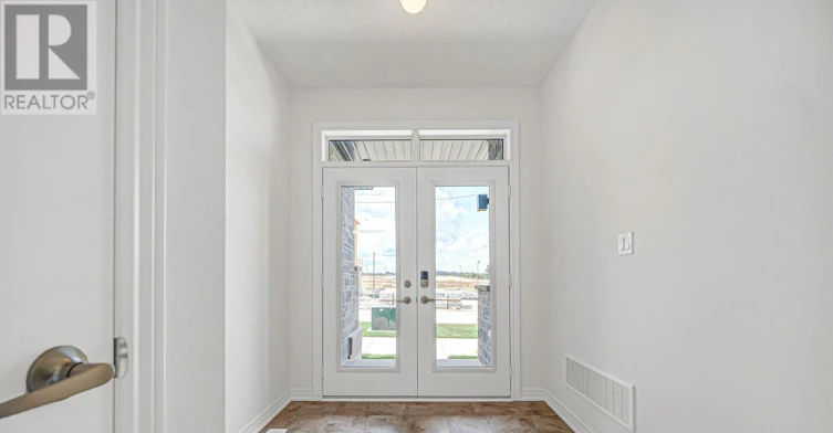 179 Vine Cliff Boulevard, Markham, ON, L6C 1A8 - 4