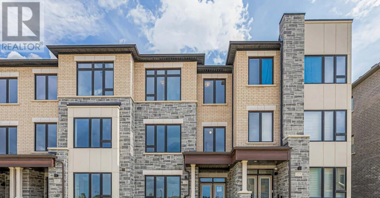 179 Vine Cliff Boulevard, Markham, ON, L6C 1A8 - 2