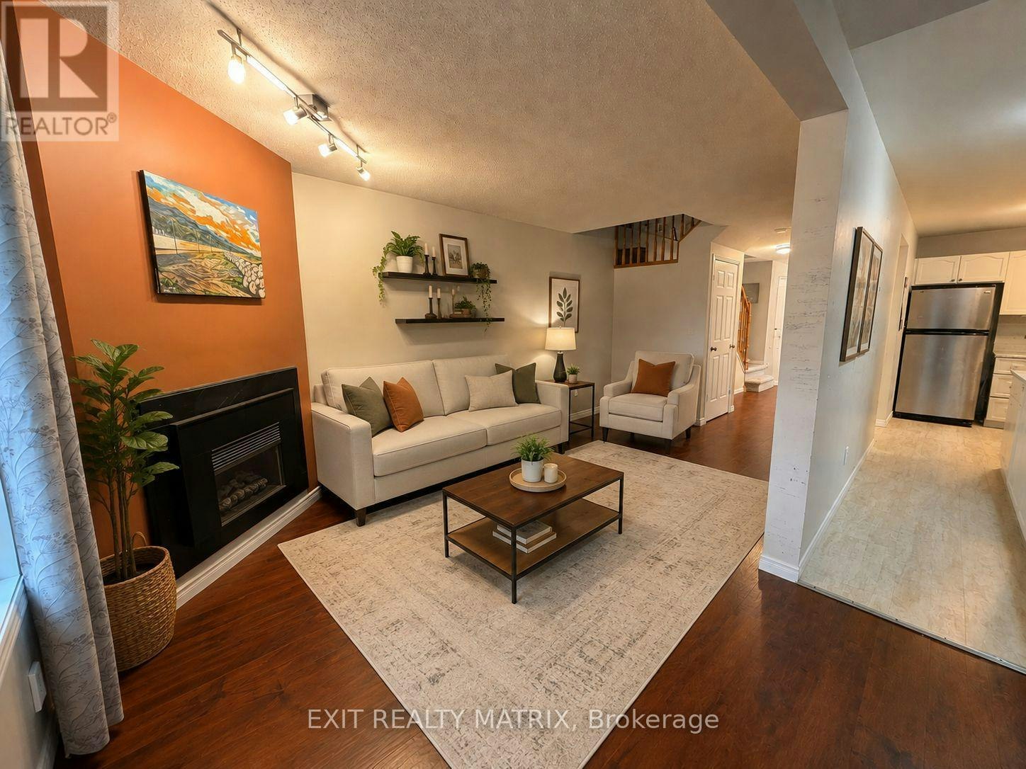 67 Ashpark Crescent, Ottawa, ON, K1T 3N7 - 4