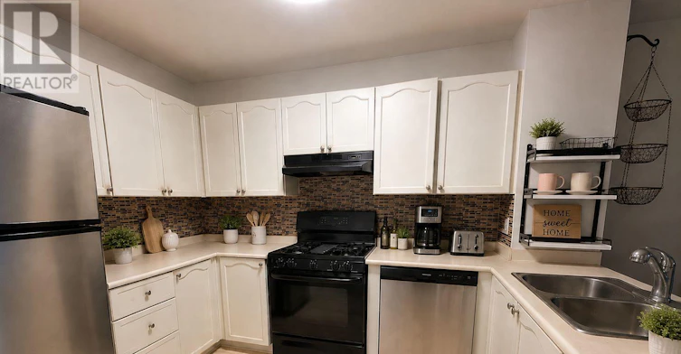 67 Ashpark Crescent, Ottawa, ON, K1T 3N7 - 2