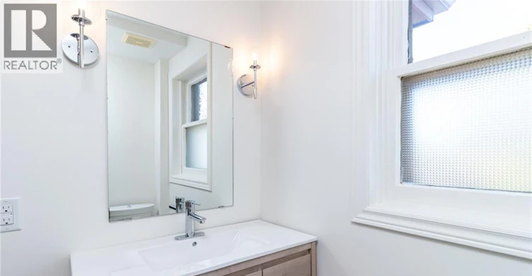 2-326 Locke Street S, Hamilton, ON, L8P 4C6 - 6