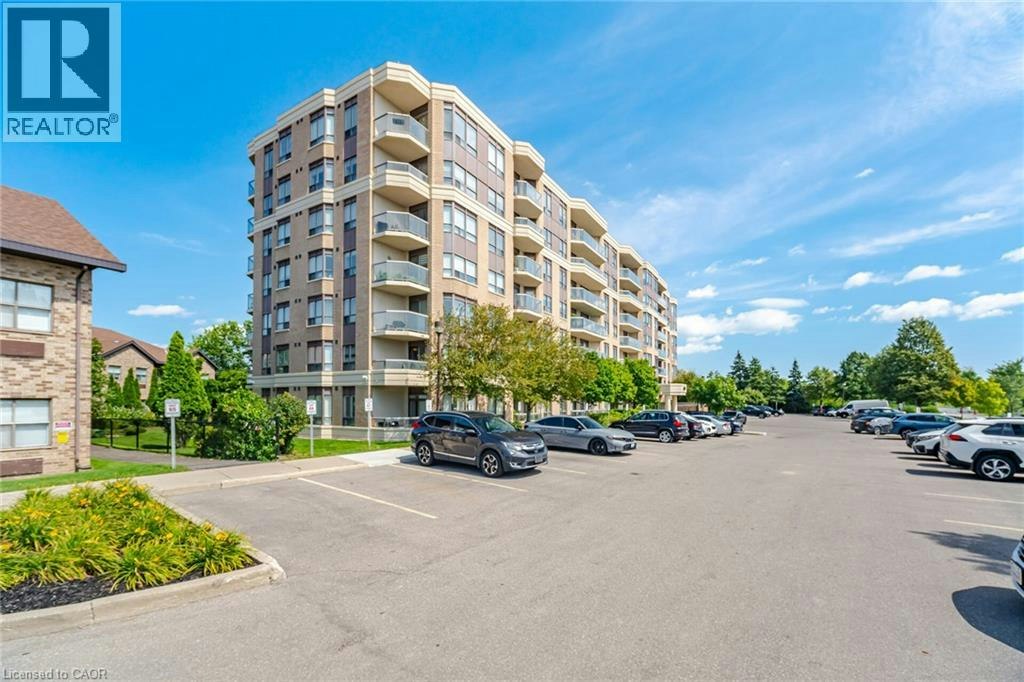 313-300 Ray Lawson Boulevard, Brampton, ON, L6Y 5H5