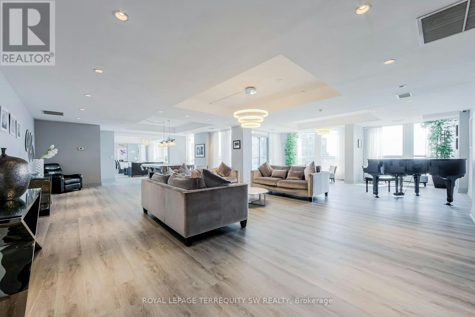 912-628 Fleet Street, Toronto, ON, M5V 1A8 - 25