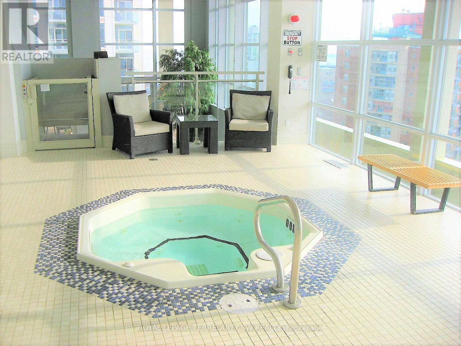 912-628 Fleet Street, Toronto, ON, M5V 1A8 - 20