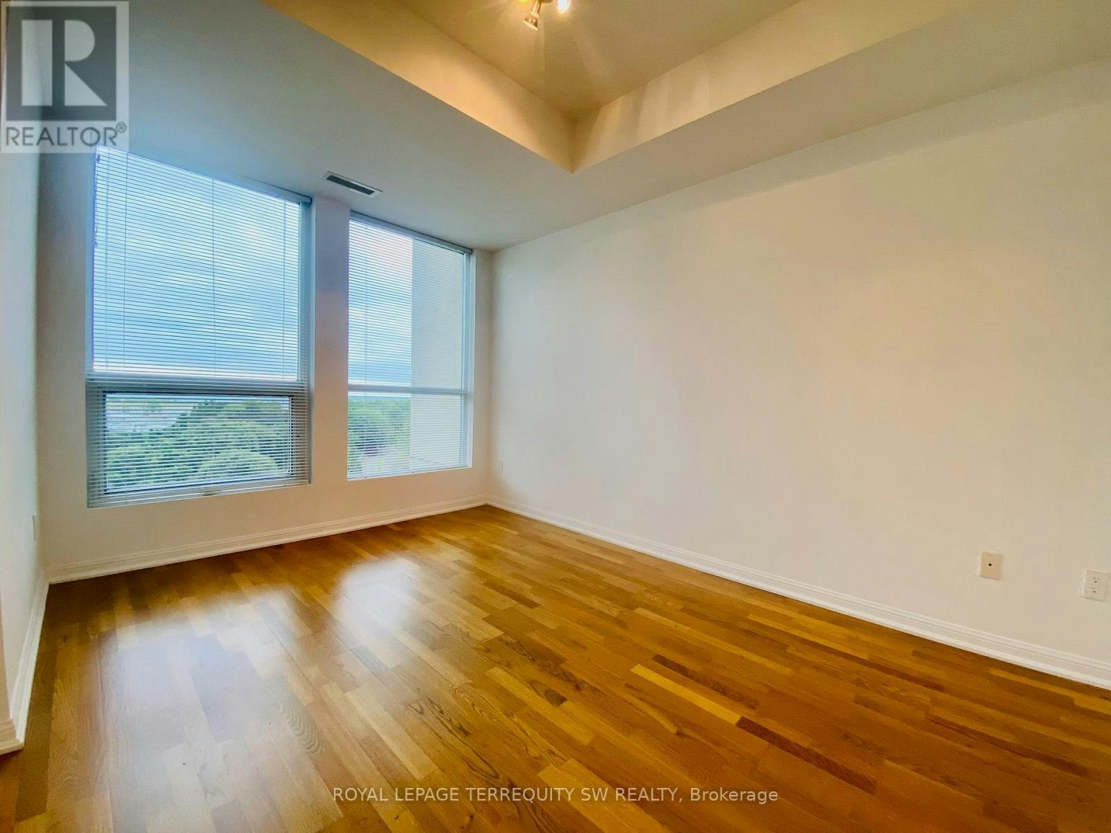 912-628 Fleet Street, Toronto, ON, M5V 1A8 - 10