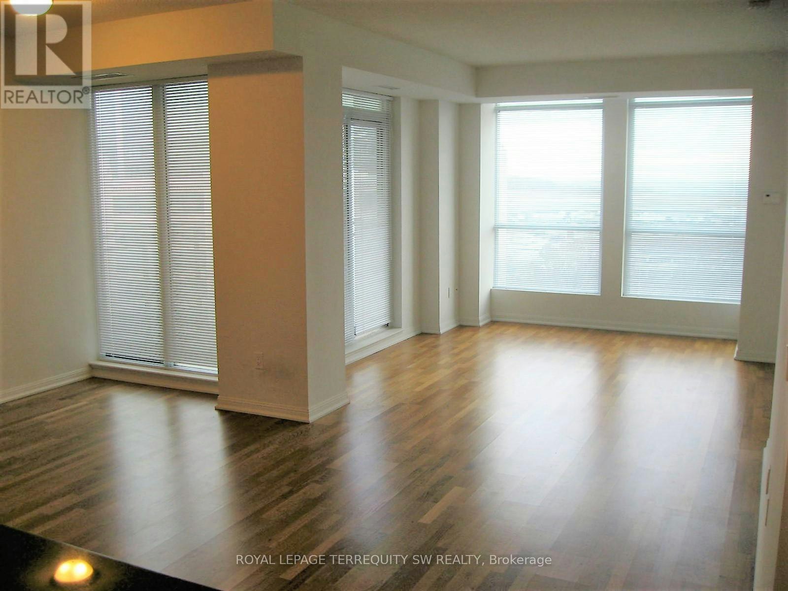 912-628 Fleet Street, Toronto, ON, M5V 1A8 - 8