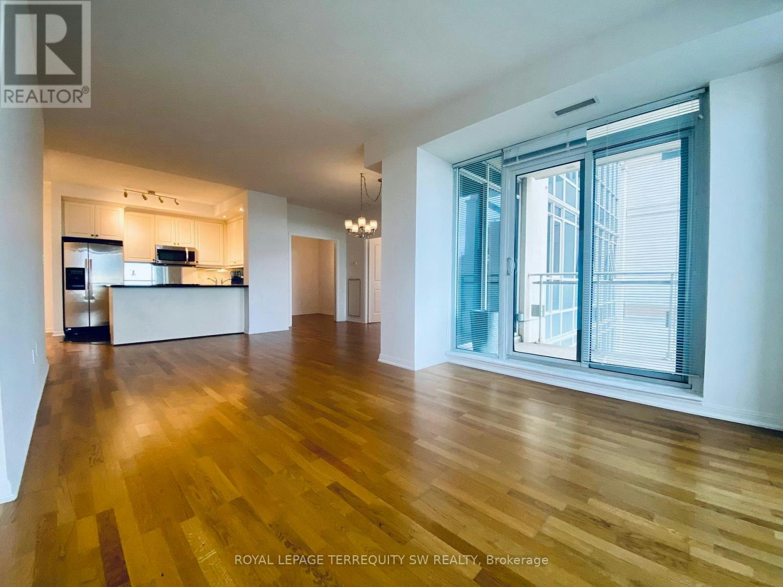 912-628 Fleet Street, Toronto, ON, M5V 1A8 - 9