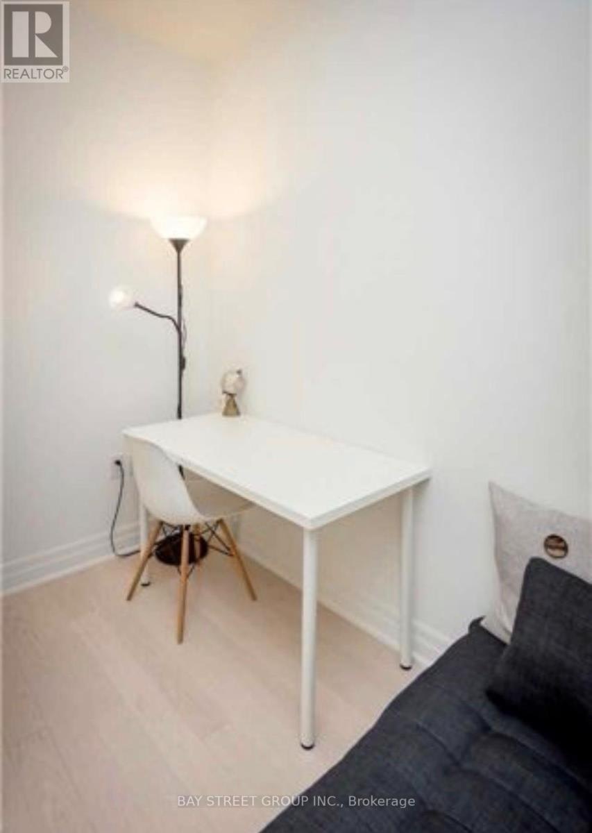 1601-8 The Esplanade Avenue, Toronto, ON, M5E 0A6 - 10