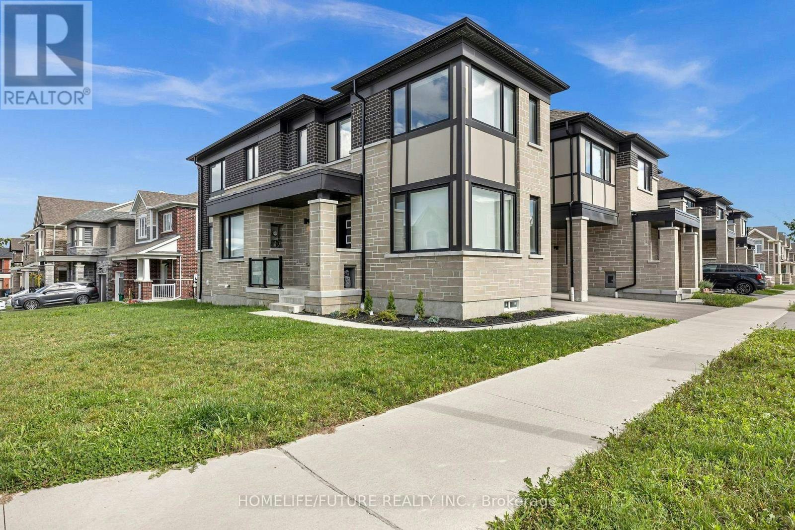 3379 Swordbill Street, Pickering, ON, L1X 0M9