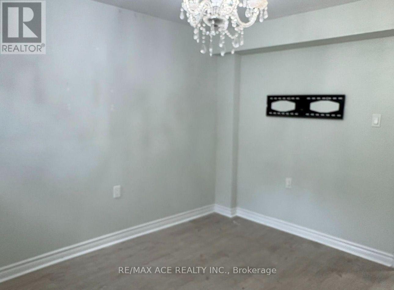 BSMT-1851 Parkhurst Crescent, Pickering, ON, L1X 0B1 - 10