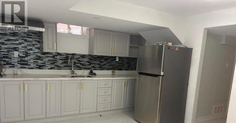 BSMT-1851 Parkhurst Crescent, Pickering, ON, L1X 0B1 - 5