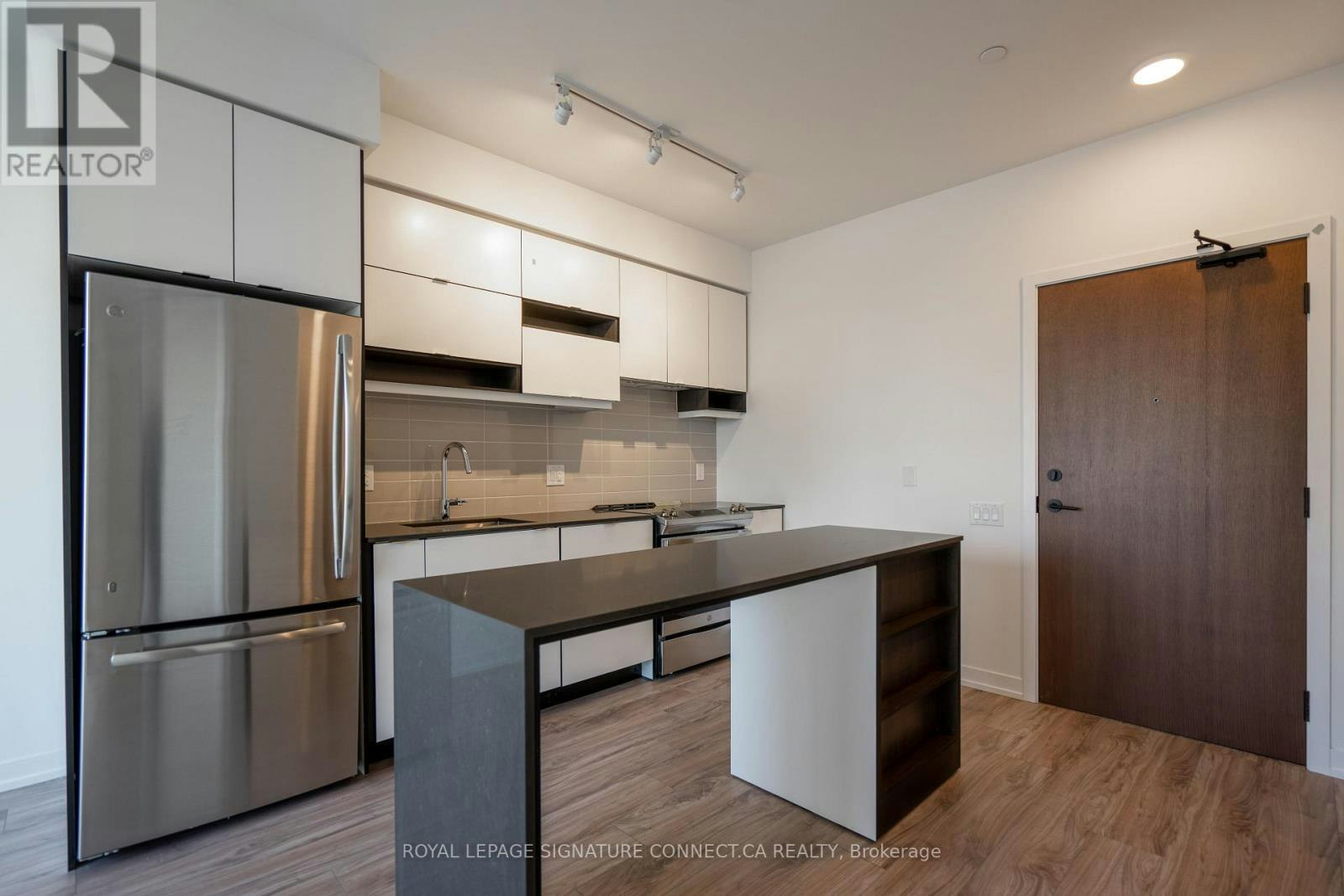 409-4065 Confederation Parkway, Mississauga, ON, L5B 0L4 - 2