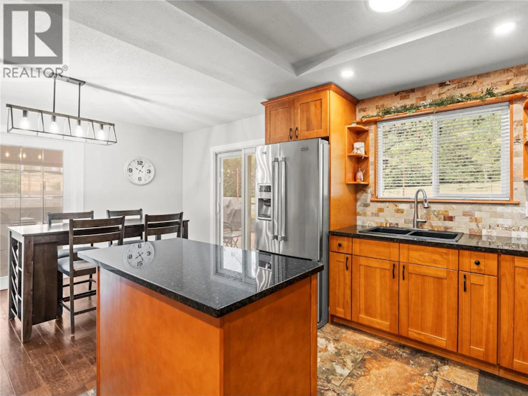 14487 Oyama Road, Lake Country, BC, V4V 2C7 - 14