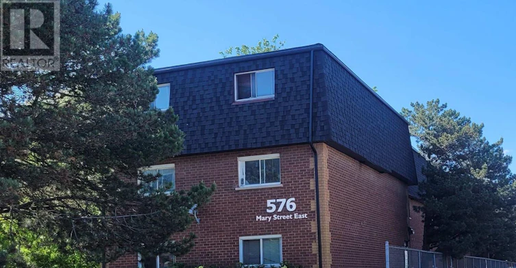 106-576 Mary Street E, Whitby, ON, L1N 2R3