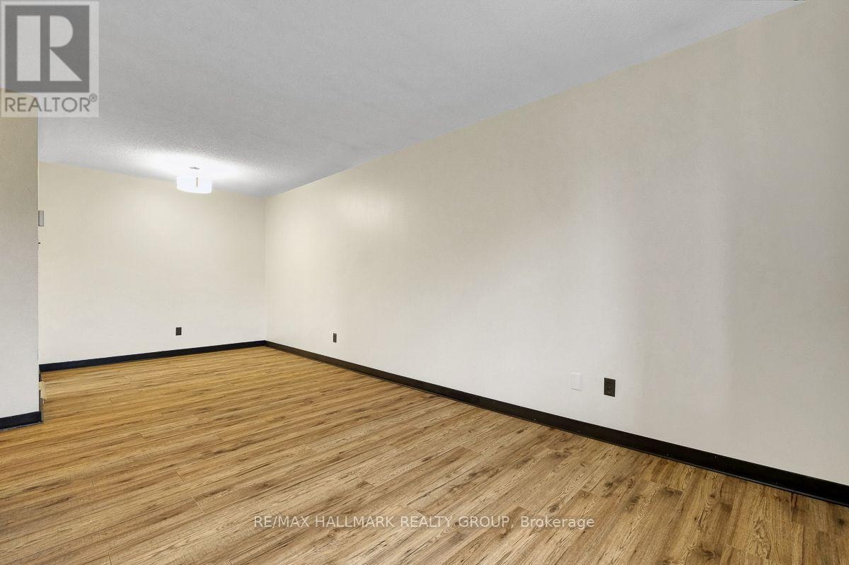 401C-2041 Arrowsmith Drive, Ottawa, ON, K1J 7V7 - 8