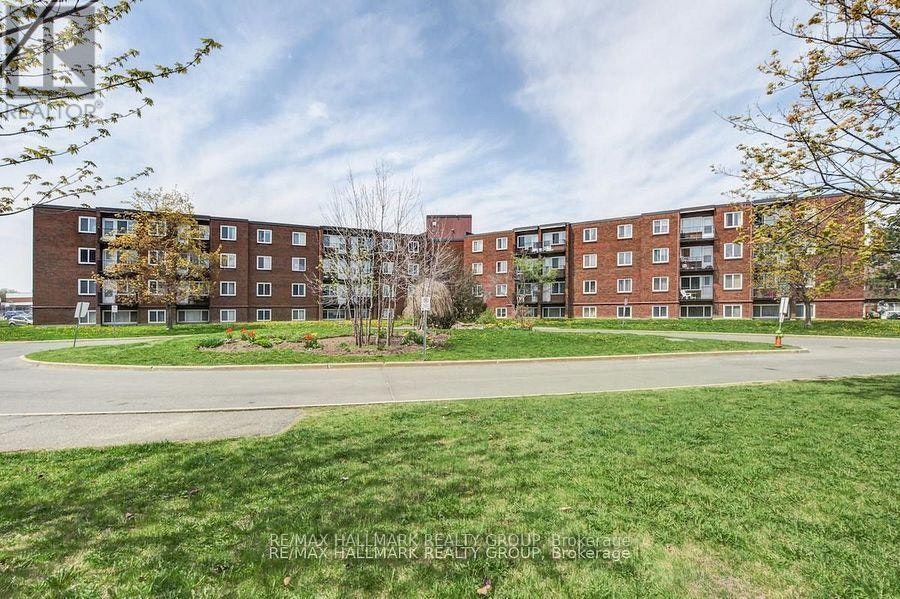 401C-2041 Arrowsmith Drive, Ottawa, ON, K1J 7V7