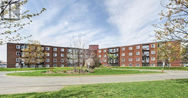 401C-2041 Arrowsmith Drive, Ottawa, ON, K1J 7V7