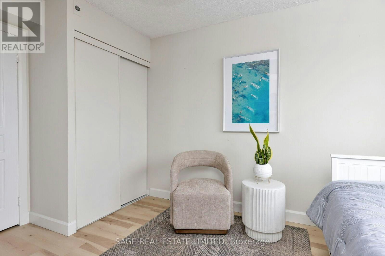 401-1765 Queen Street E, Toronto, ON, M4L 3Z2 - 24