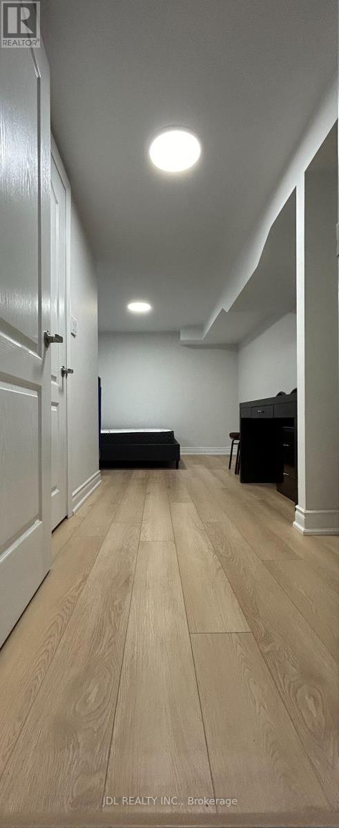 ENTIRE 1BEDROOMUNITA BSMT-91 Bushmills Sq Square, Toronto, ON, M1V 1K5 - 7