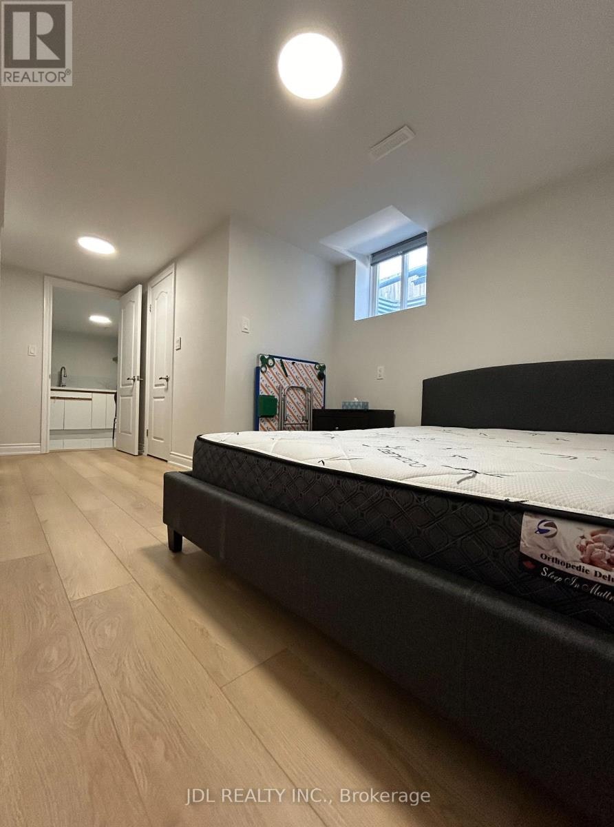 ENTIRE 1BEDROOMUNITA BSMT-91 Bushmills Sq Square, Toronto, ON, M1V 1K5 - 9