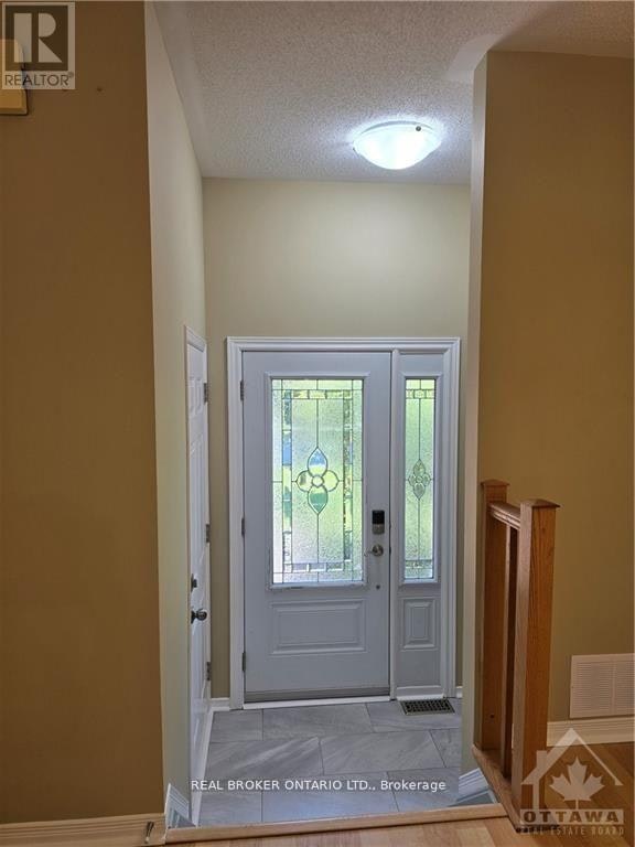 59 Piper Crescent, Ottawa, ON, K2K 2S9 - 3