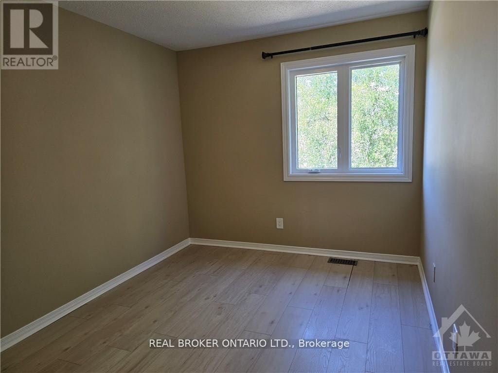 59 Piper Crescent, Ottawa, ON, K2K 2S9 - 11