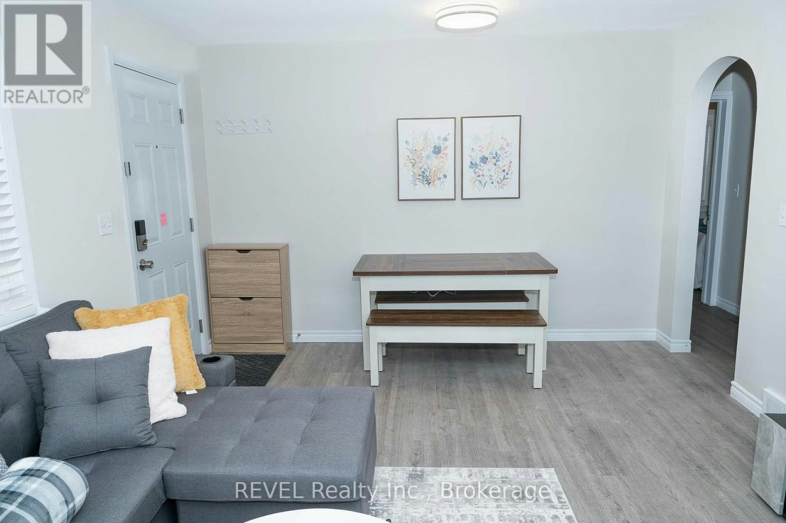 6482 Mcleod Road, Niagara Falls, ON, L2G 3G1 - 8