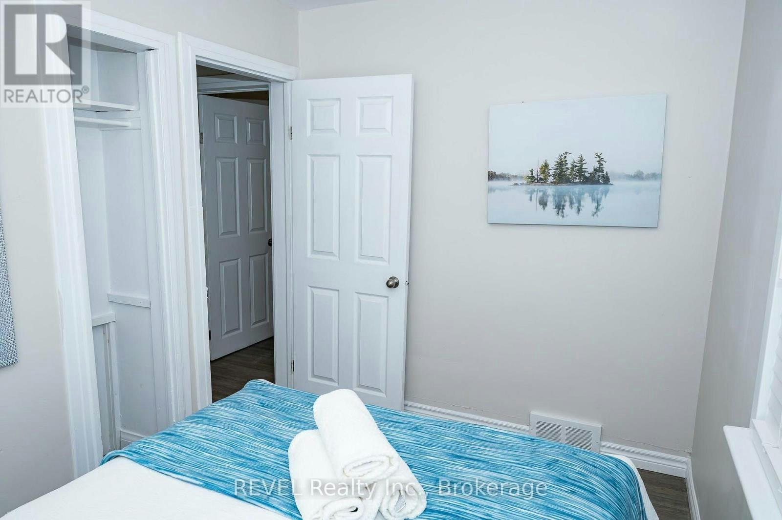 6482 Mcleod Road, Niagara Falls, ON, L2G 3G1 - 11