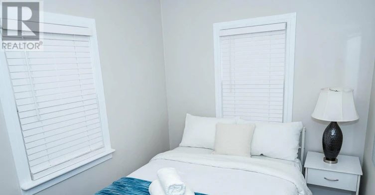 6482 Mcleod Road, Niagara Falls, ON, L2G 3G1 - 10