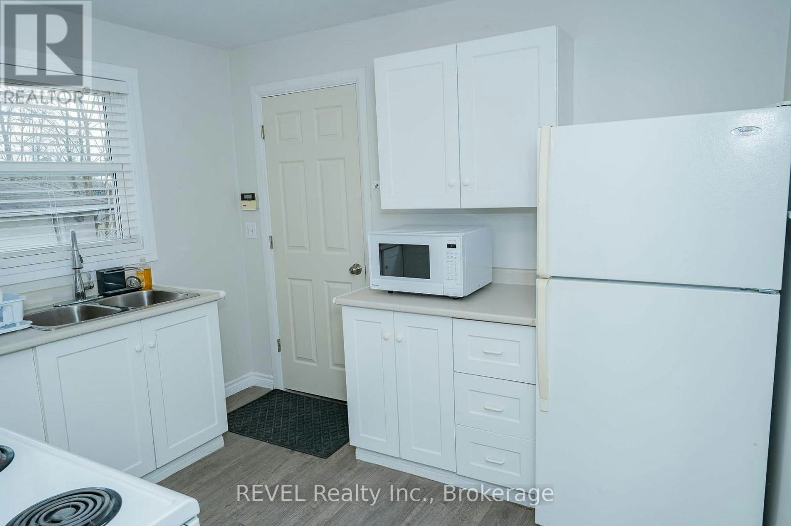 6482 Mcleod Road, Niagara Falls, ON, L2G 3G1 - 21