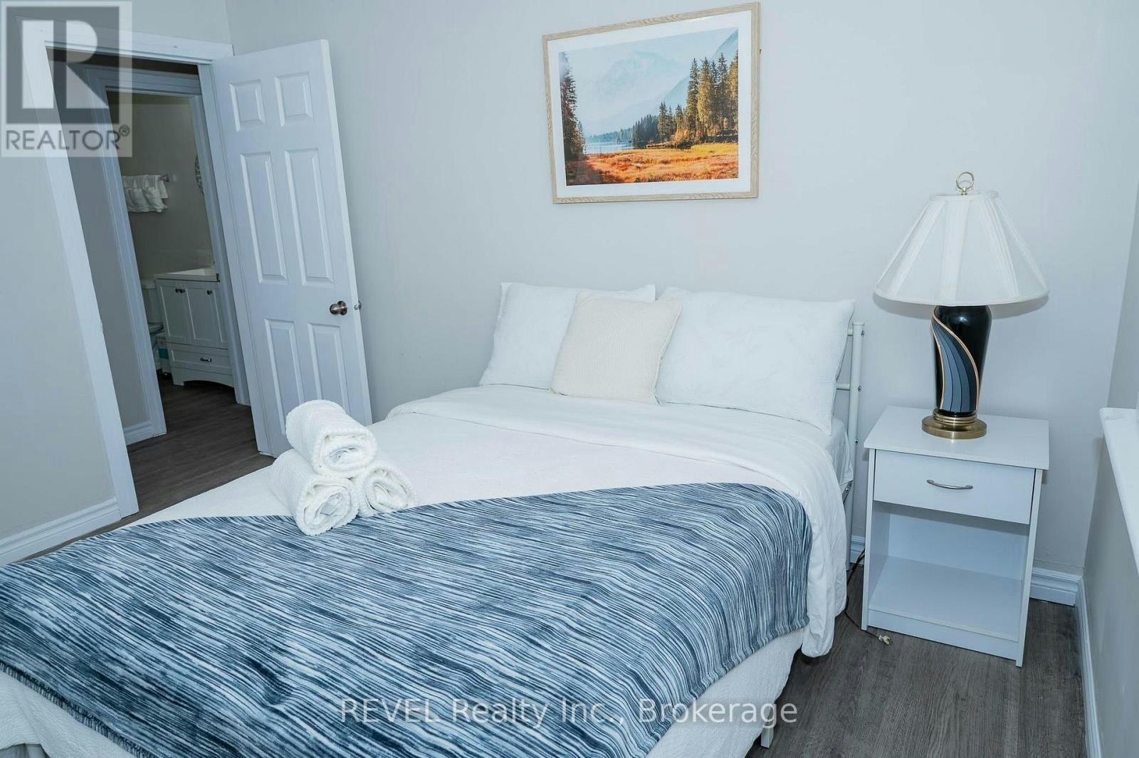 6482 Mcleod Road, Niagara Falls, ON, L2G 3G1 - 14