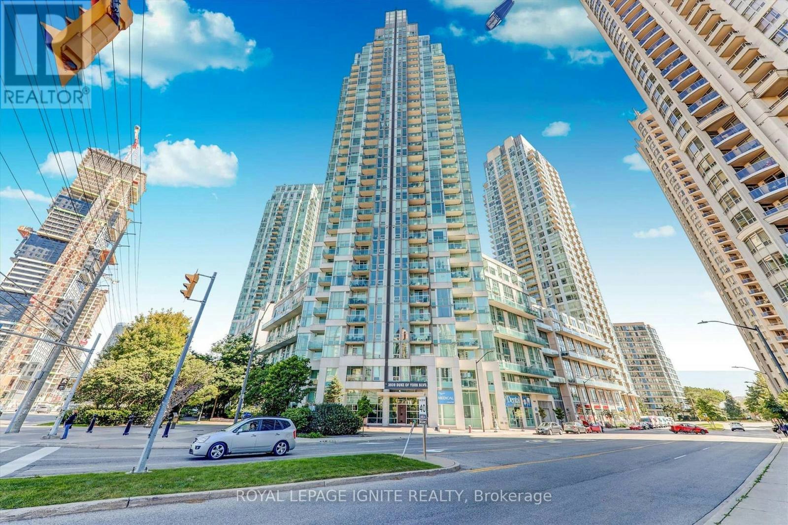 402-3939 Duke Of York Boulevard, Mississauga, ON, L5B 4N2