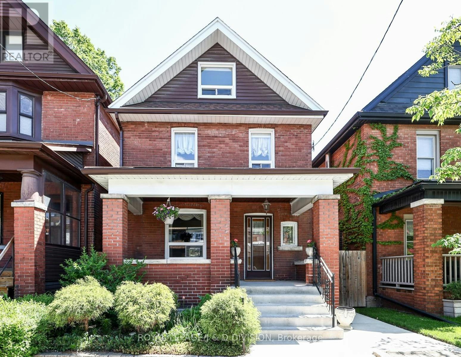 553 Runnymede Road, Toronto, ON, M6S 2Z8