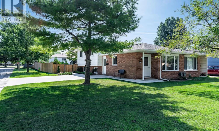 6 Marlene Crescent