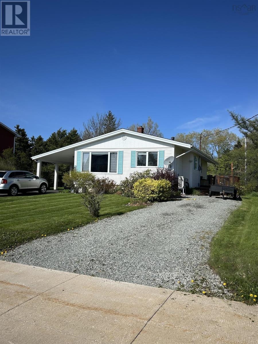 44 Napean Street, Port Hawkesbury, NS, B9A 2E3