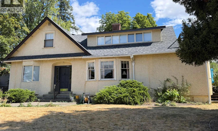 3201 19 Street