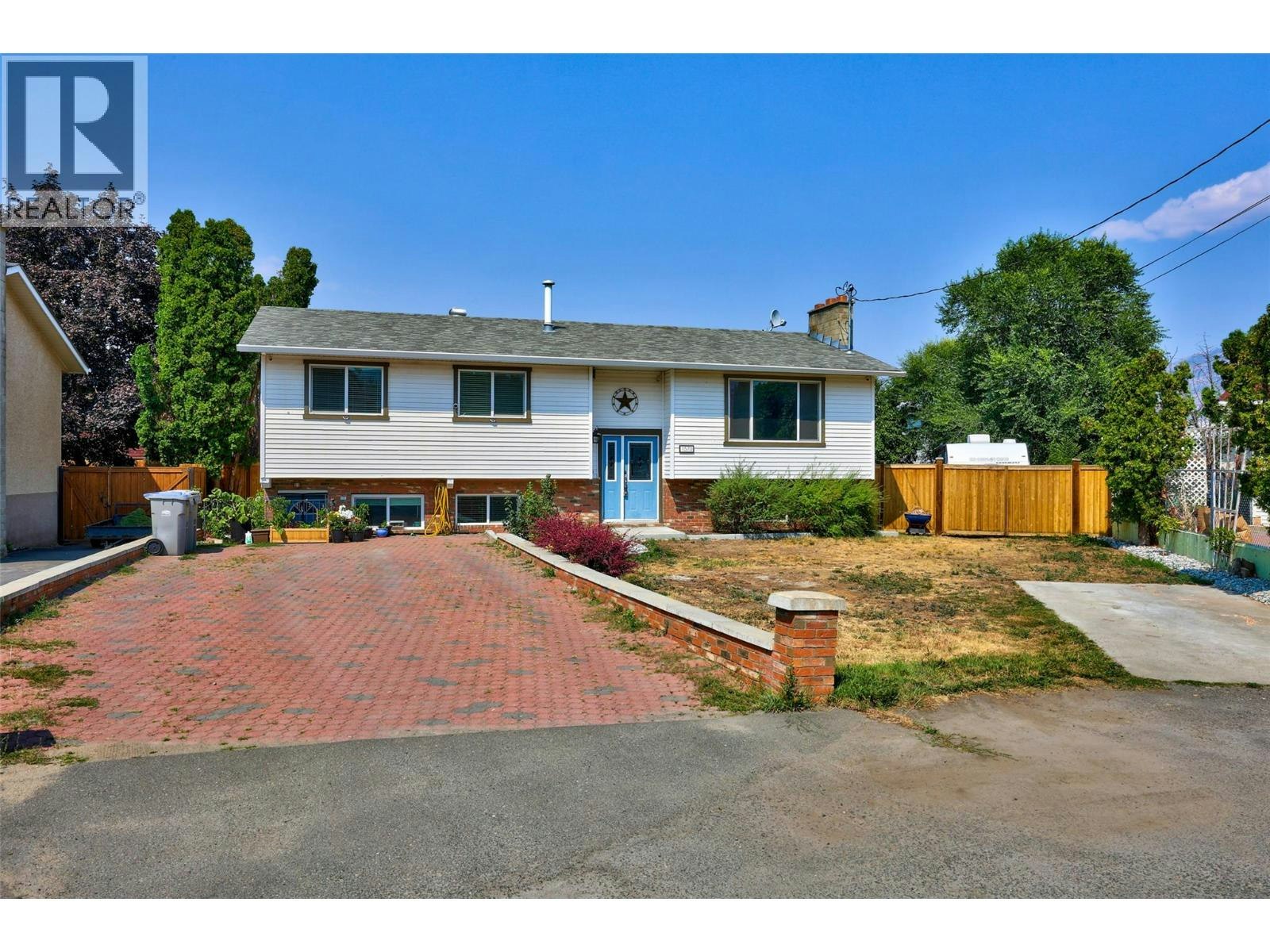 1570 Happyvale Place, Kamloops, BC, V2B 7T9