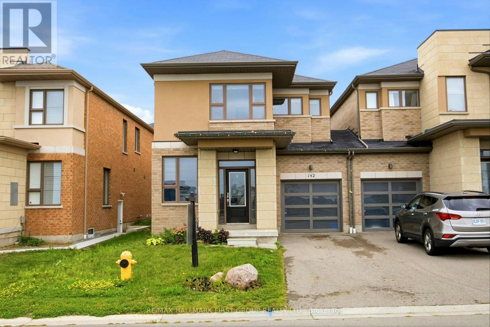 142 Vanier Street, Whitby, ON, L1R 3J8